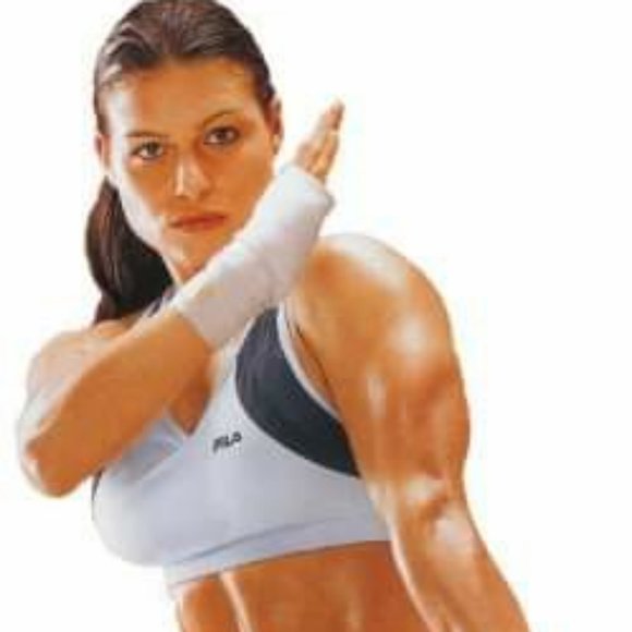 Meet your Posher, Thomasyn - Picture 3 of 12